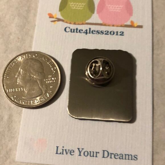 Gizmo & Spike from Gremlins Pin Brooch - Picture 2 of 2